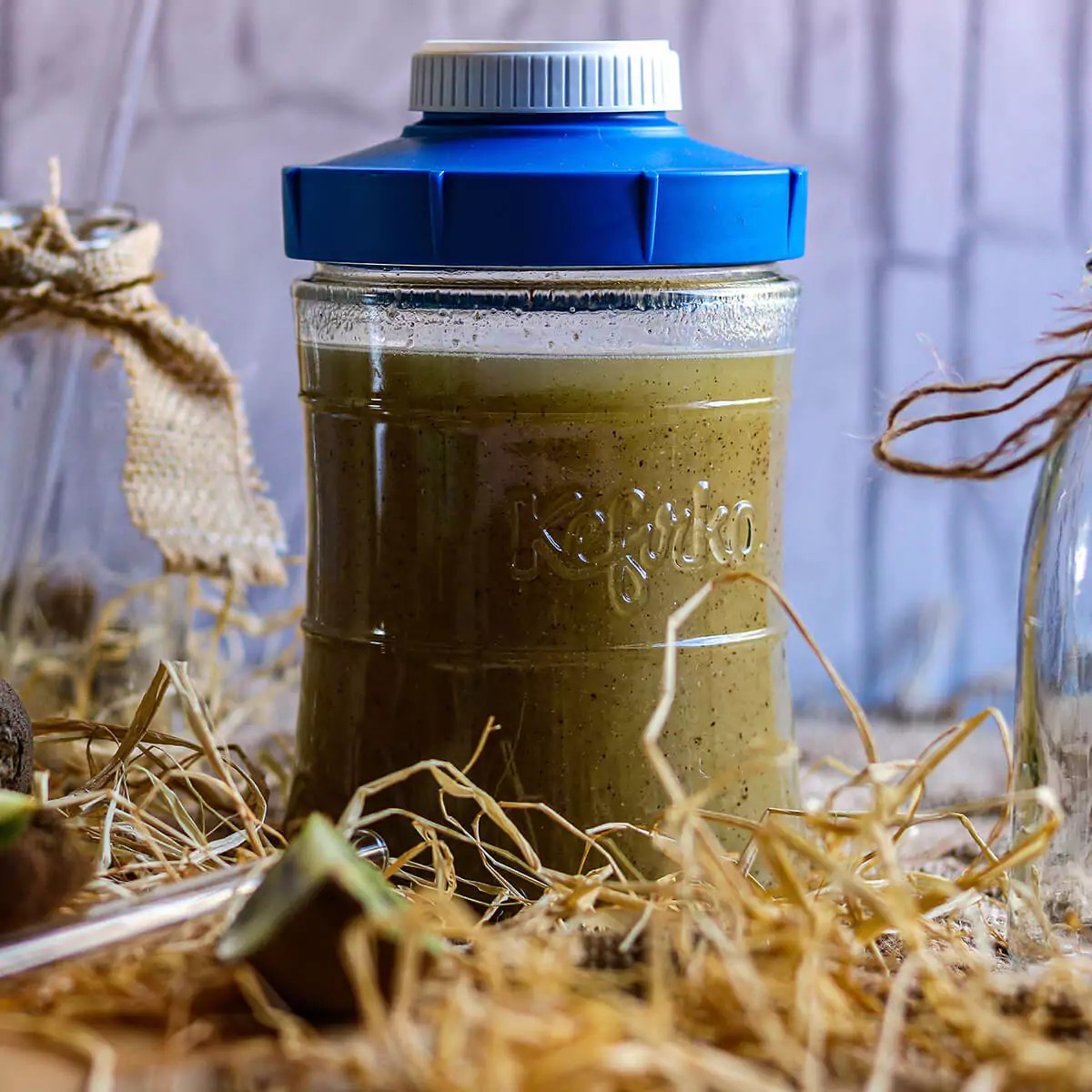 II fermenteerimise anum korgi ja kellaga, 900ml helesinine, Kefirko