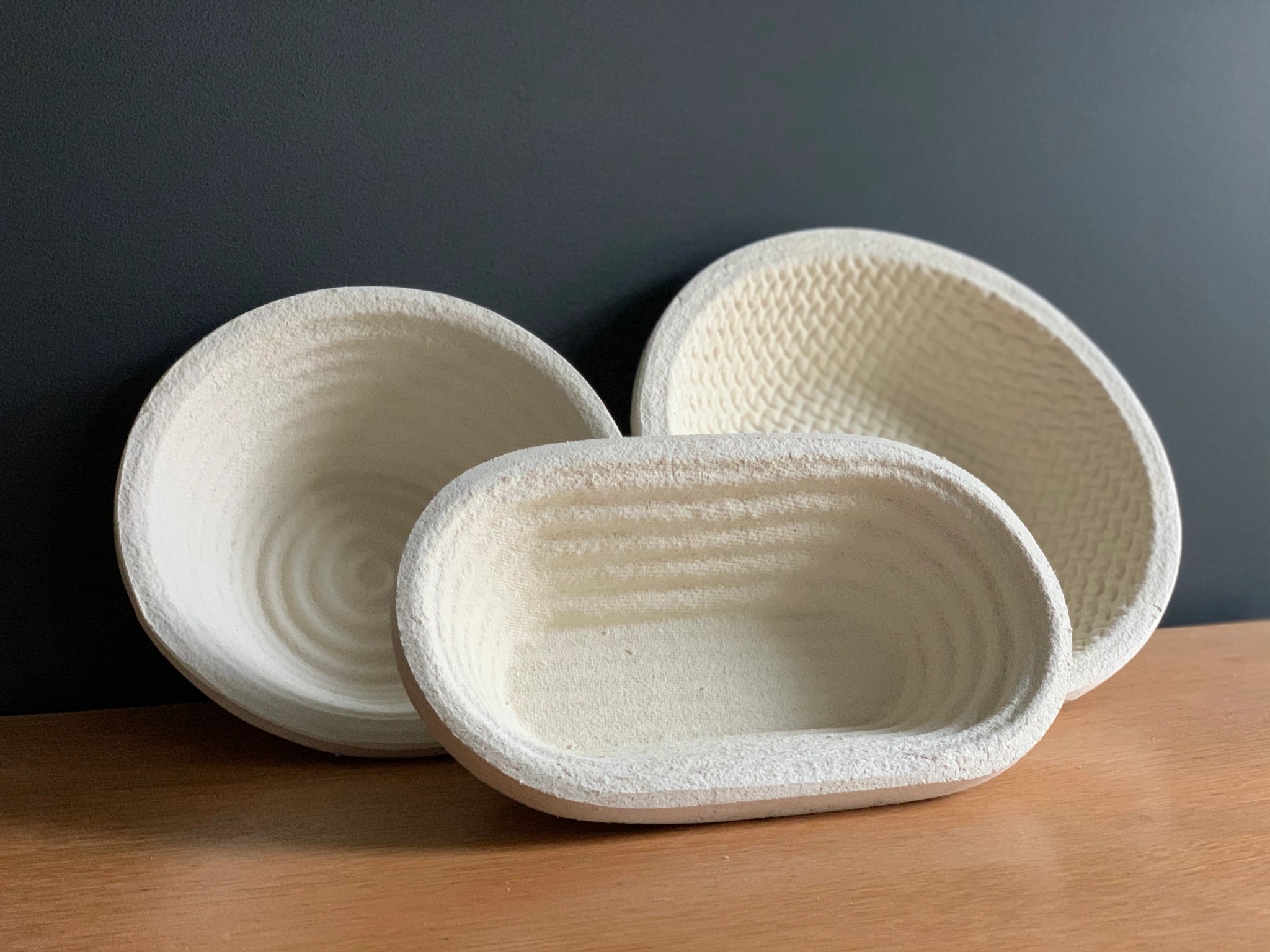 Kerkekorv puidumassist 1kg, piklik pikem ovaalne, lainelise pinnaga